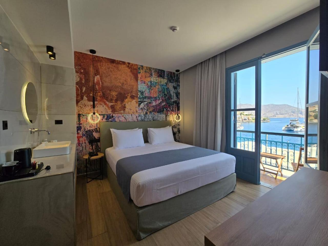 Nireus Hotel Сими Экстерьер фото
