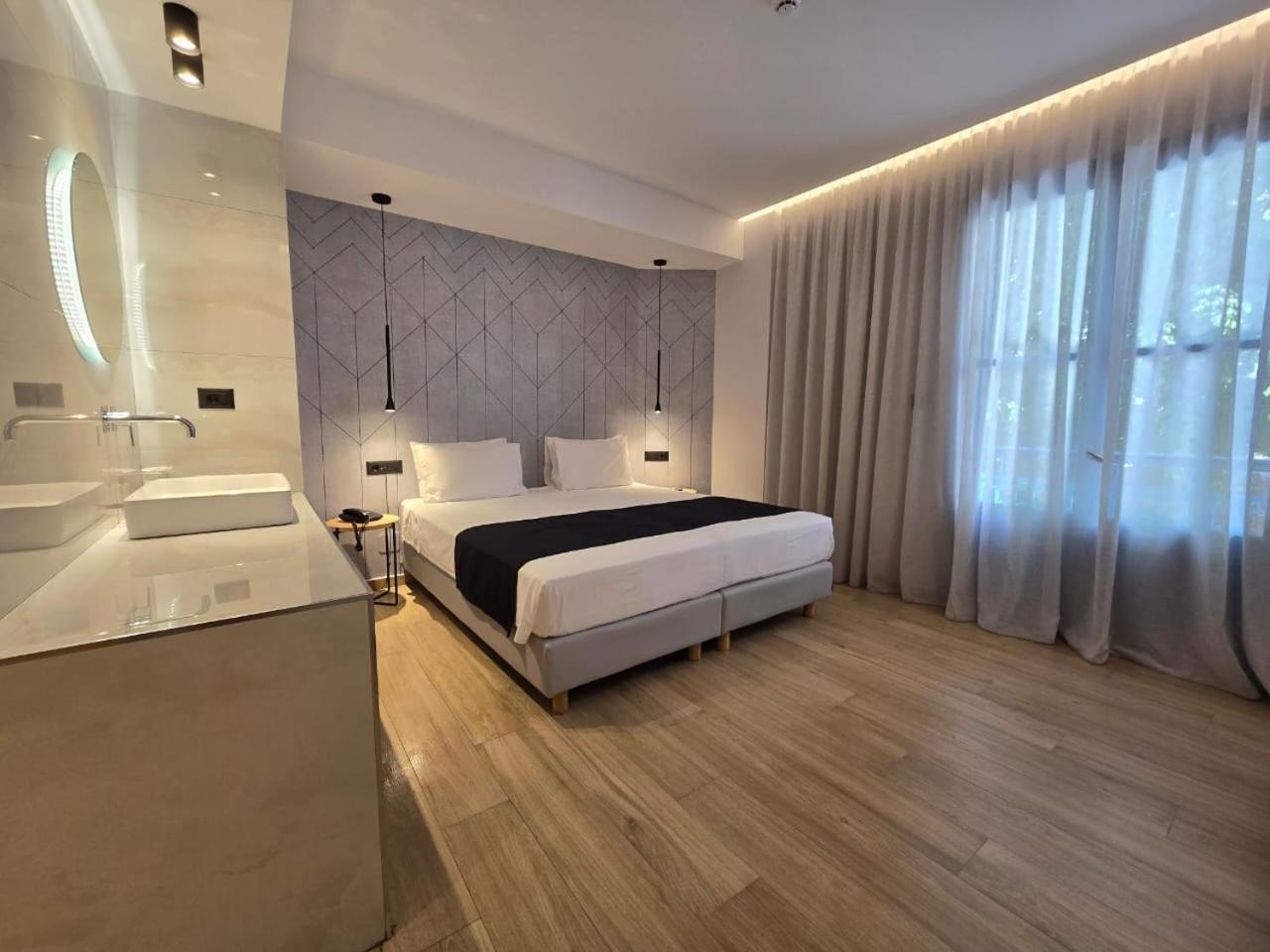 Nireus Hotel Сими Экстерьер фото