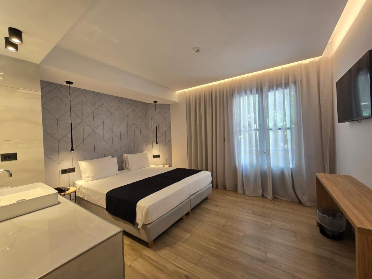 Nireus Hotel Сими Экстерьер фото