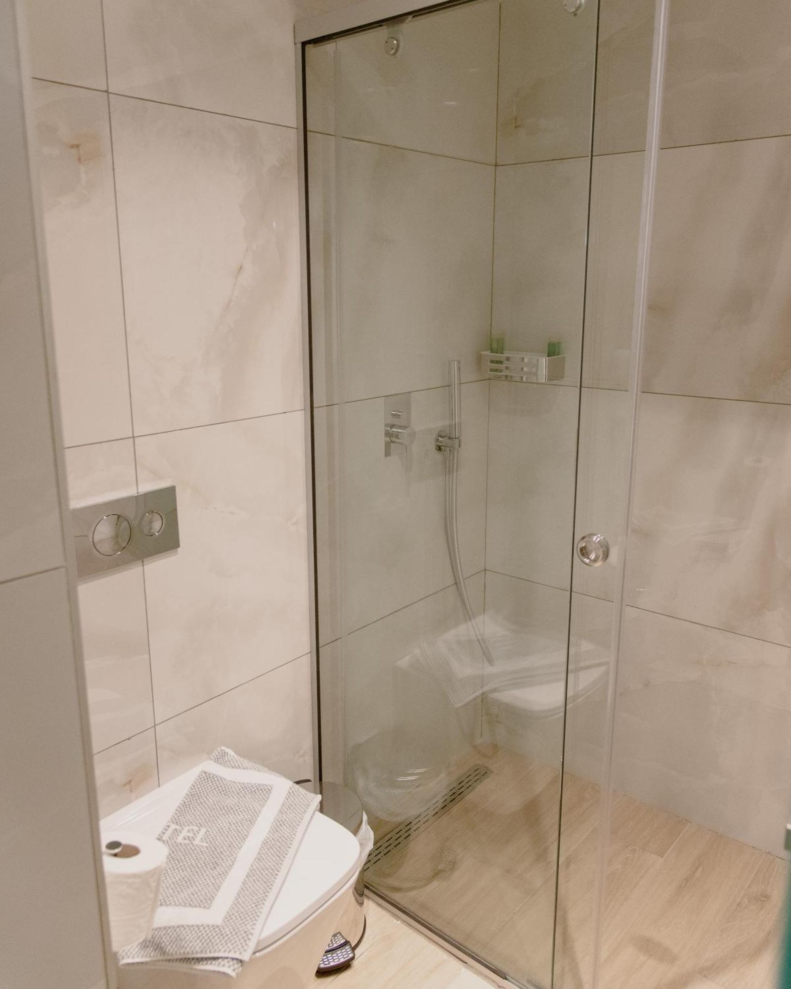 Nireus Hotel Сими Экстерьер фото