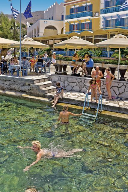 Nireus Hotel Сими Экстерьер фото